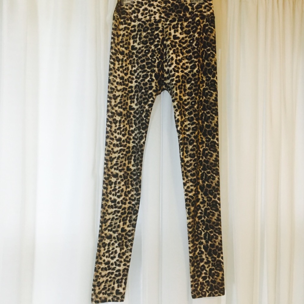 🧡 NWOT Sexy Cute Soft Leopard Leggings Pants